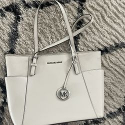 Michael Kors shoulder bag