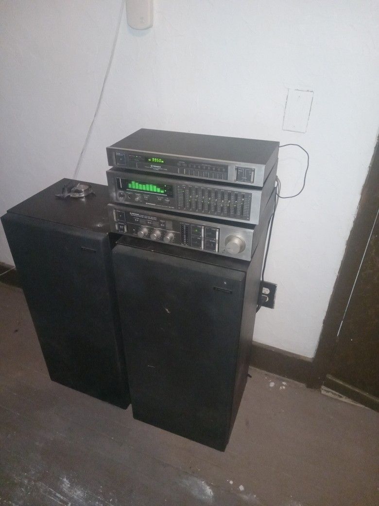 Home Stereo System  