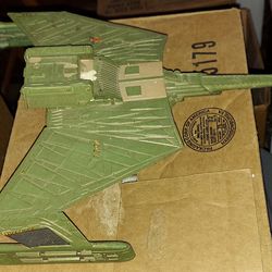 Star trek Klingon battle cruiser