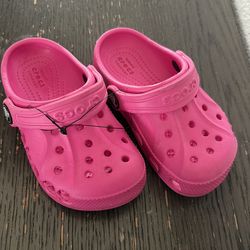 Toddler crocs