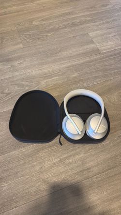 Bose 700 Noise Cancelling Headphones