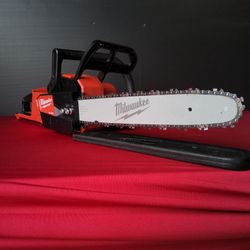 Milwaukee M18 Chainsaw