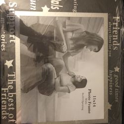 11x14 FRIENDS FRAME