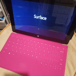 LIKE NEW Surface RT