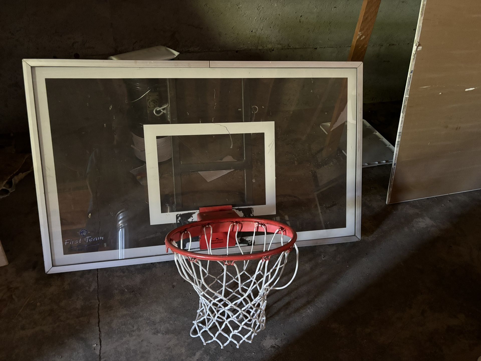 2x Gym Basketball Hoops
