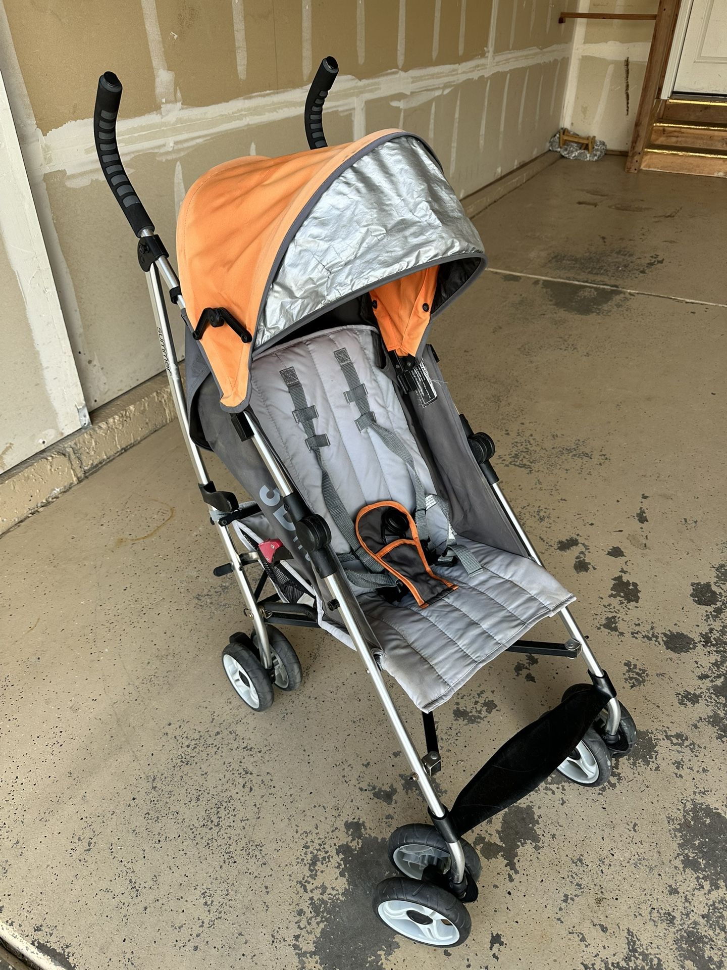 Stroller 