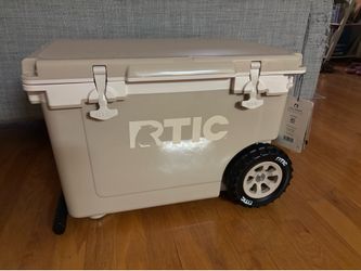 RTIC Ultra-Light Wheeled Cooler 78 can capacity_ Brand new