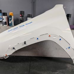 2014-2015-2016-2017-2018-2020-2021-2022-2023-2024 TOYOTA 4RUNNER LEFT FENDER OEM USED #9773