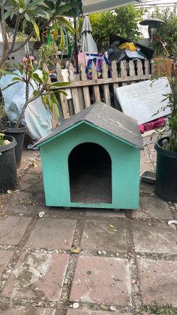 Dog house