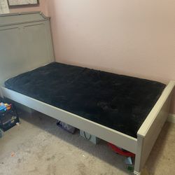 Bed $120 OBO