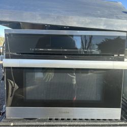 Miele Pure Line 24" Oven And Microwave