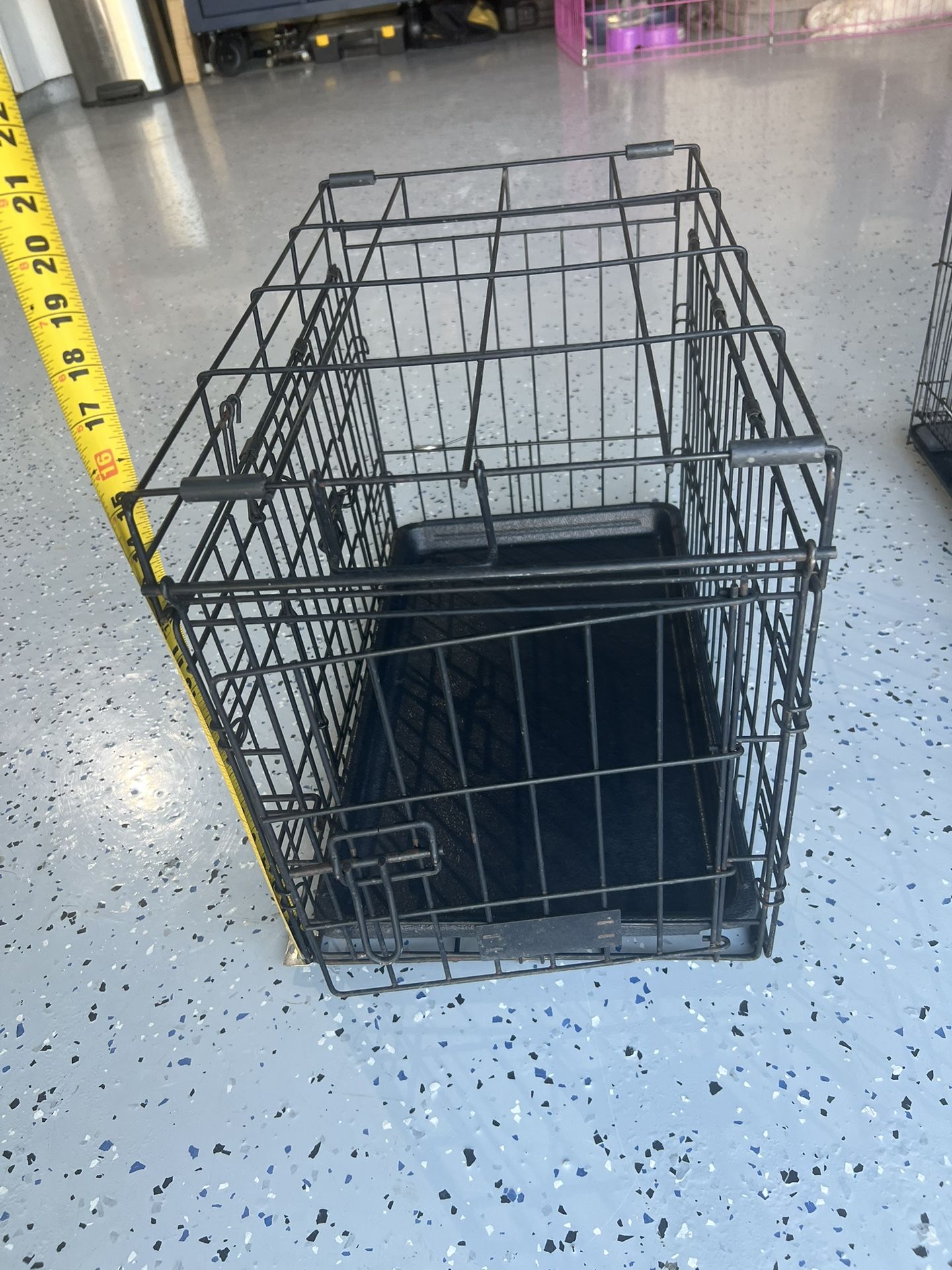 Dog Cage Heavy Duty With Plastic Liner. Very Clean Just Pressured