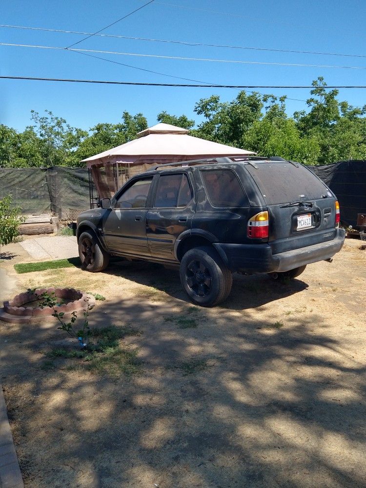 1998 Honda Passport V6 For Parts or Whole