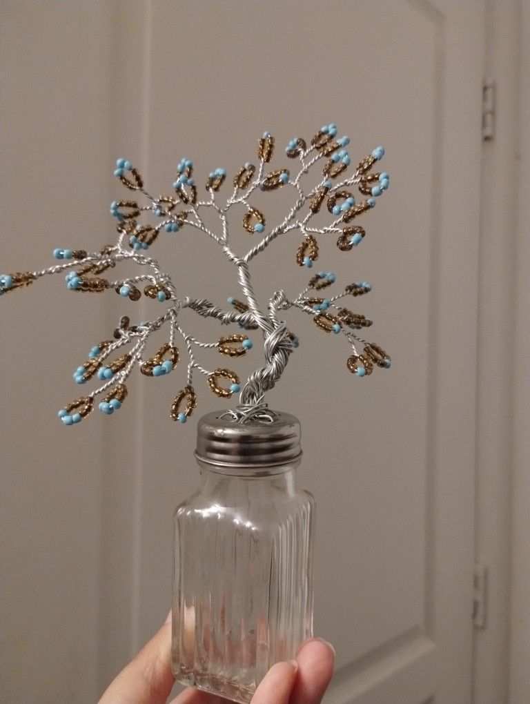Handmade Wire Beads Tree Decor