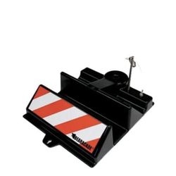 Bearacade Lockdown Response System for Inward and Outward-Swinging Doors