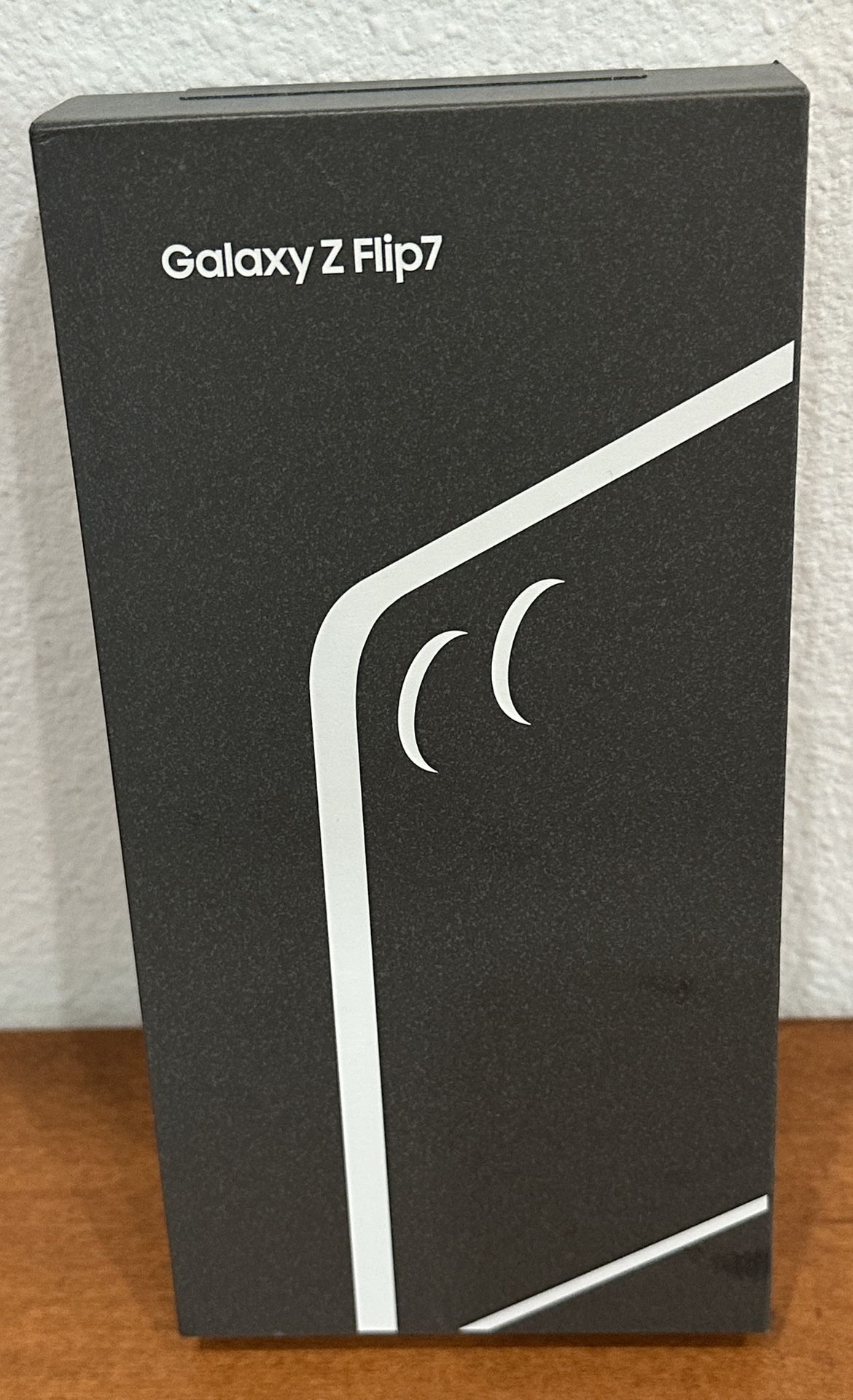 Samsung Flip 7 Unlocked 512GB Brand New