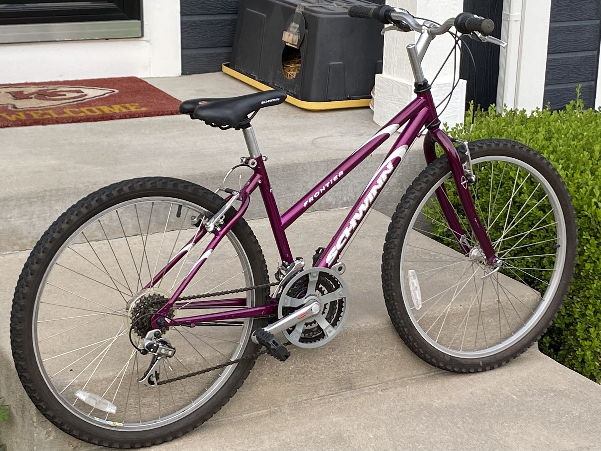 Schwinn frontier womens mountain best sale bike 2018