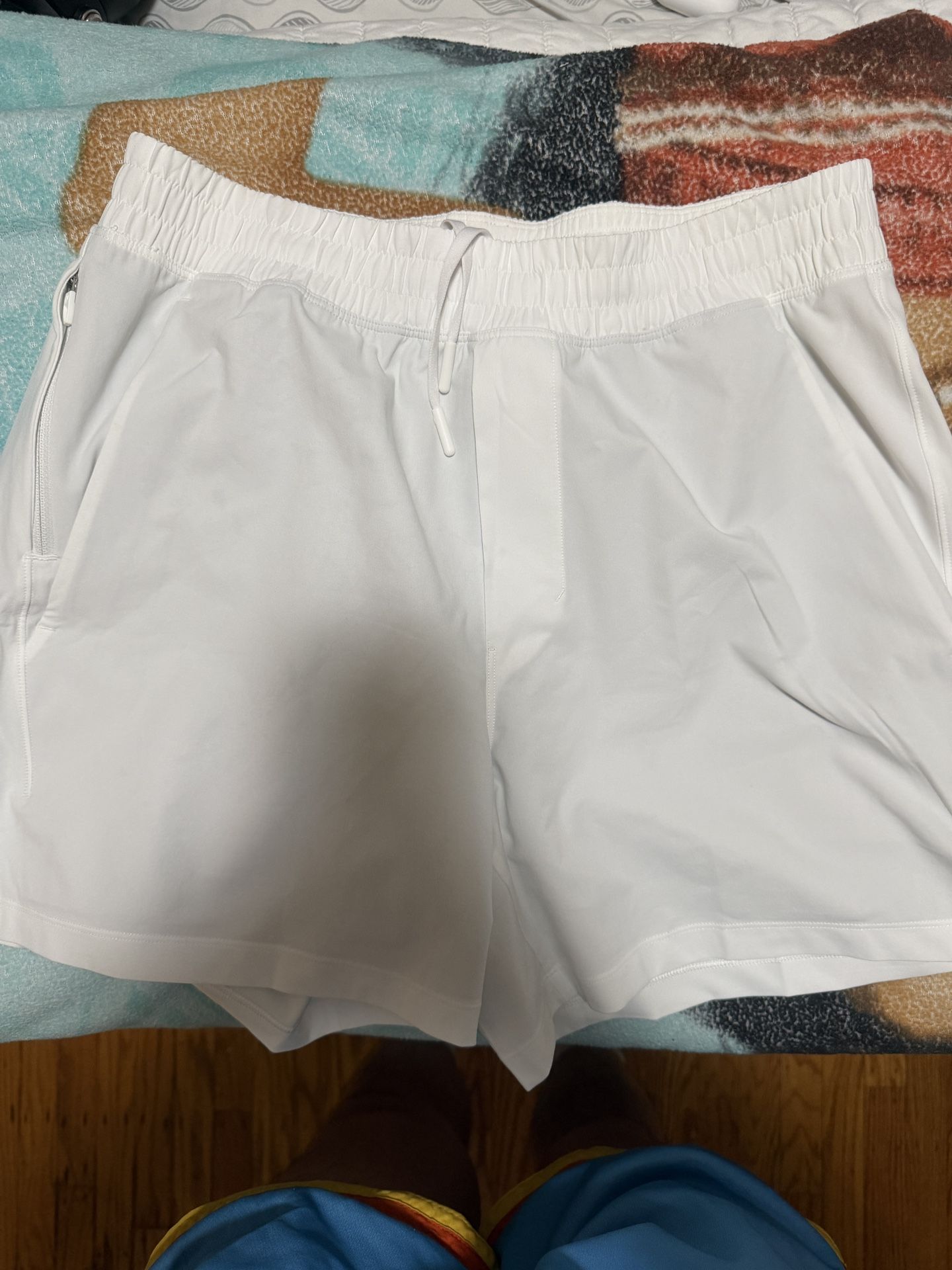 Mens Lululemon White Pace Breaker Shorts