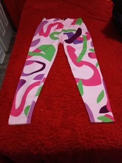 Head turning abstract leggings