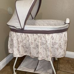 bassinet 