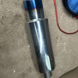 Muffler 