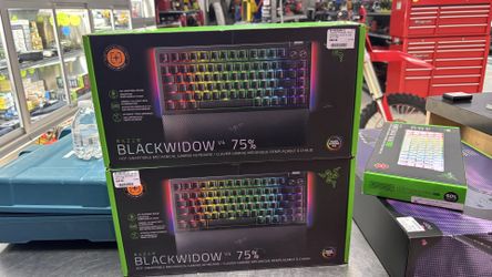 Brand new razer black widow v4 75% hot swappable mechanical  gaming keyboard