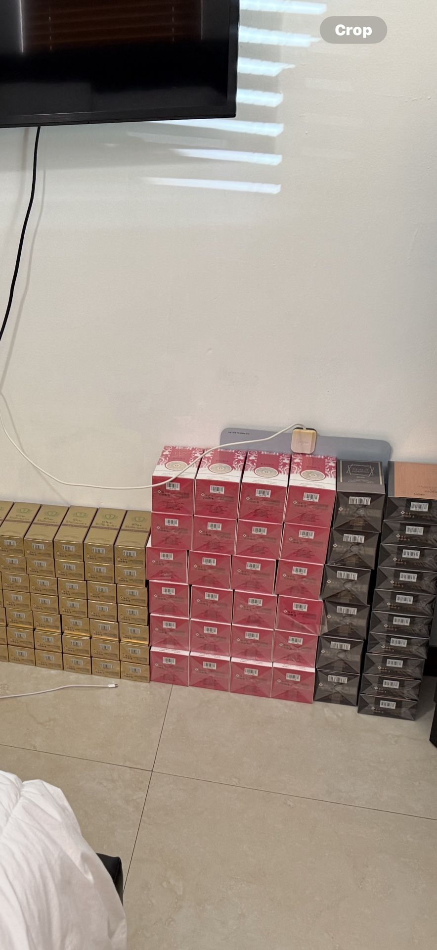 Wholesale only $3.75 lots of different perfumes for man and women