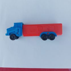 PEZ  Semi Truck