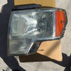 OEM Ford F150 Driver side Headlight 