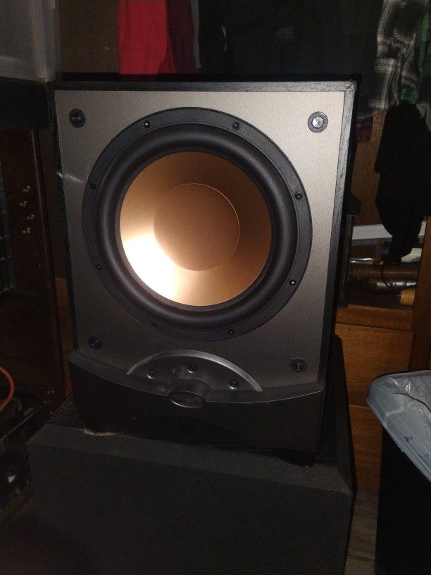 Klipsch 10" Subwoofer Works Perfect