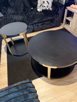 ✨ Elegant Shylore 3-Piece Occasional Table Set – Like New ✨