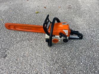 A nice working chainsaw Stihl ms170 works great for your business commercial