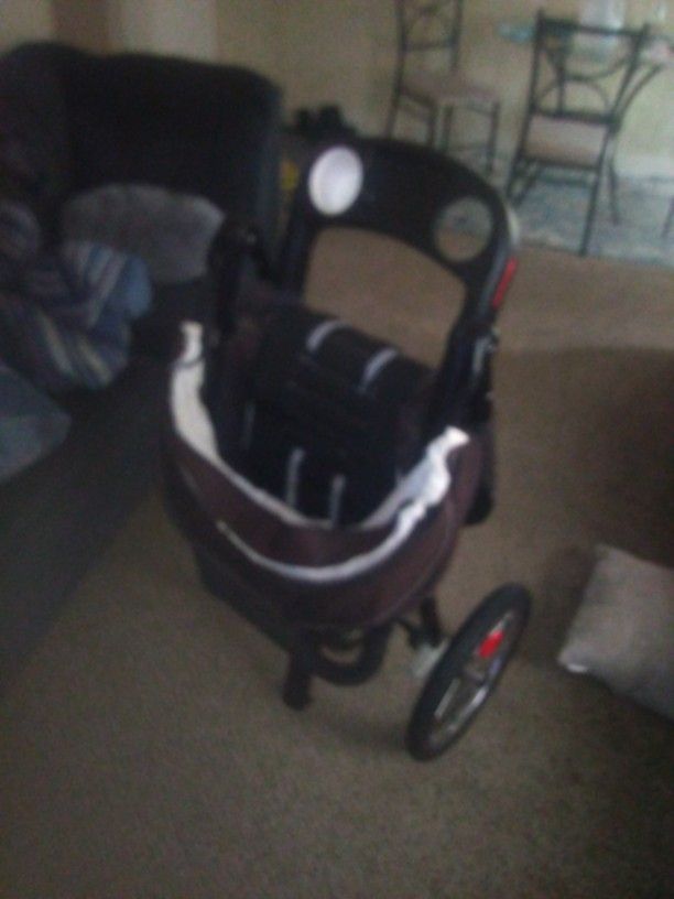 3 Wheel Stroller