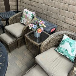 Patio Chair Set With Table