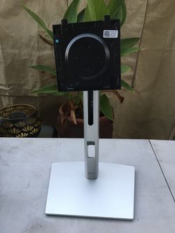 New Dell Stands P222h $5 Each