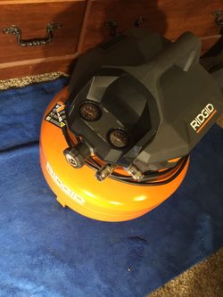 Brand NEW Ridgid 6 Gallon Air Compressor! Only 75 tomorrow, new! 💥💥💥👍🏽