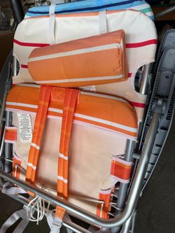 Folding beach chair
