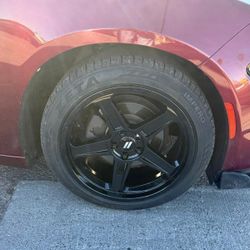 20x9 & 20x10 Staggered Rines Y Llantas 245/45/20 & 275/40/20