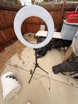 18” LED Ring Light with Stand