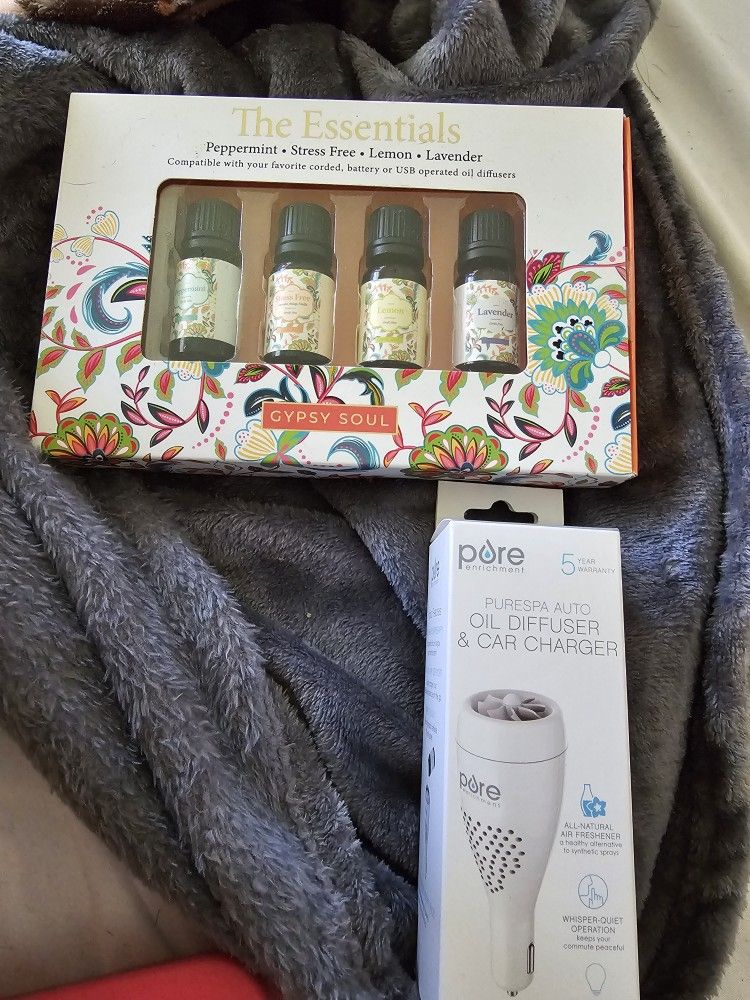 Car OIL Diffuser Set NEW
