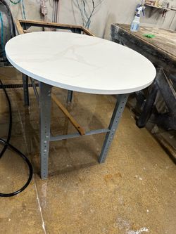 Quartz table