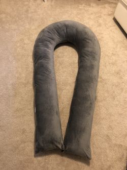 Pregnancy pillow