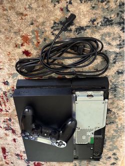 PlayStation 4 + Cords & Controller
