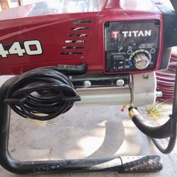 Titan Paint Machine 