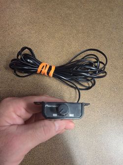 Pioneer bass knob