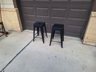 Black Modern Metal Stools