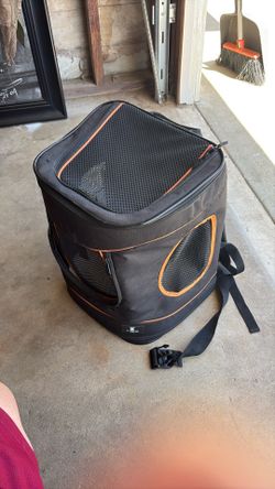 Dog or cat backpack holder