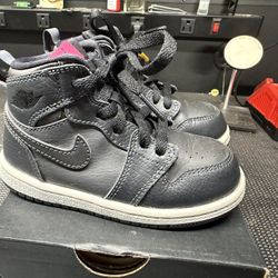 Jordan 1 Retro High GT / Kids 8c / Excellent Condition 