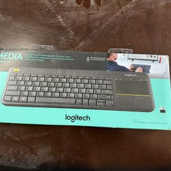 Logitech Media K400 Plus