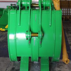 Excavator PC 160 Manual Grapple / Scrap Salvage or Similar Machine